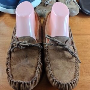 UGG Dark Brown Suede Sheepskin Moccasins Slippers Women's Size 9